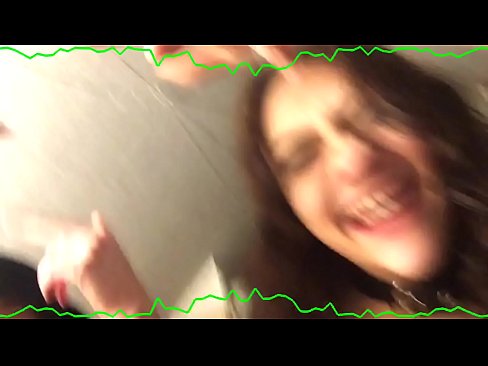 ❤️ Wando biyu masu sexy brunette mai ban sha'awa suna zama 'yan iska ☑ Batsa na Rasha ️❤