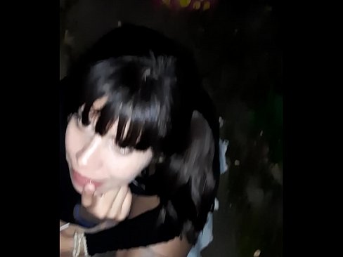 ❤️ A kan titi kumbura azzakari a madadin alewa ☑ Batsa na Rasha ️❤